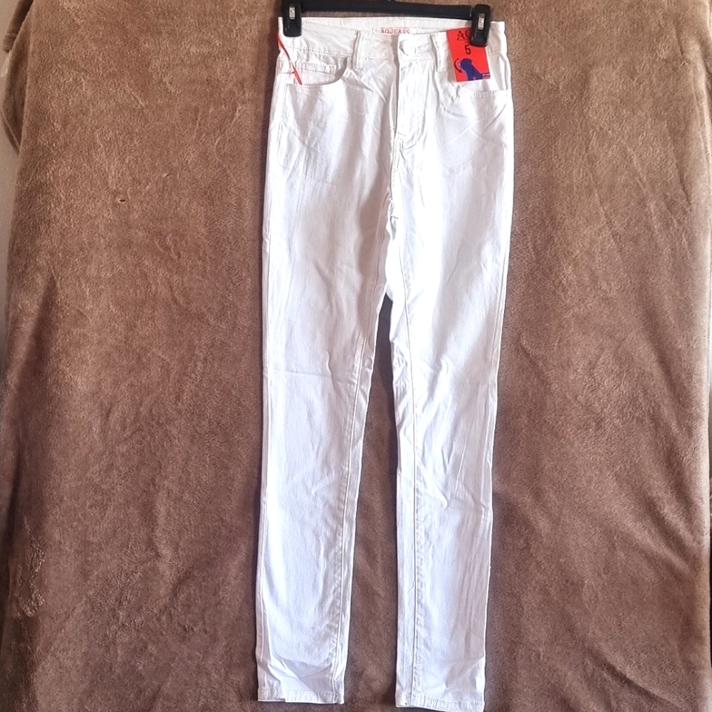 Women's White Basic Cotton Jean - Picture 1 of 6